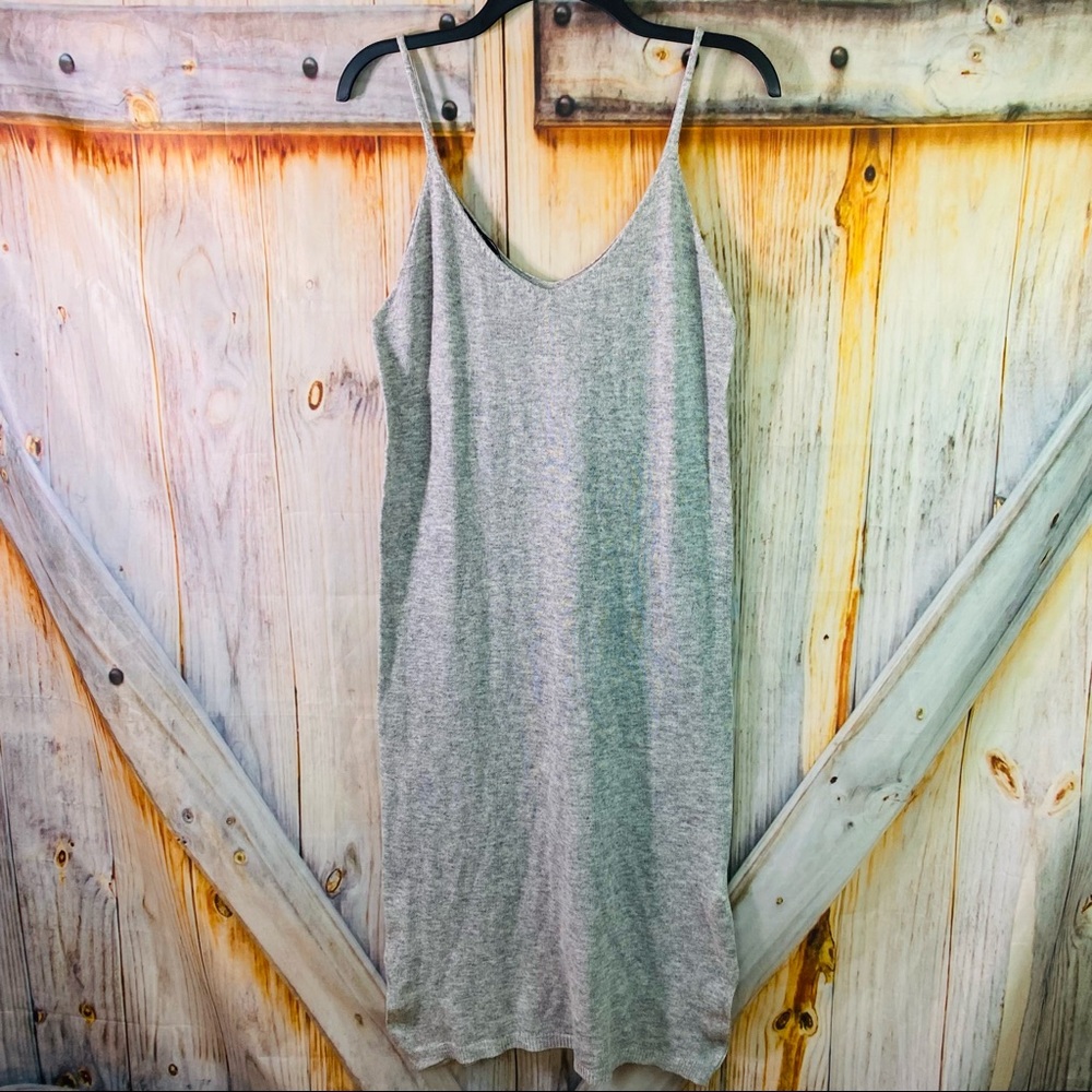 NWOT Bershka Sweater Tank Top Dress Ultra Lightweight Gray Calf Length Small